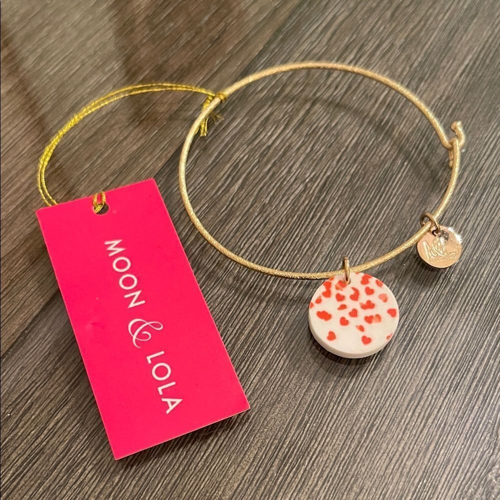 Moon & Lola Gold Bracelet with White Disc with Red Heart Details Valentine’s Day